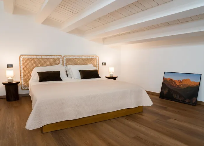 Four 4* سيراكوزا